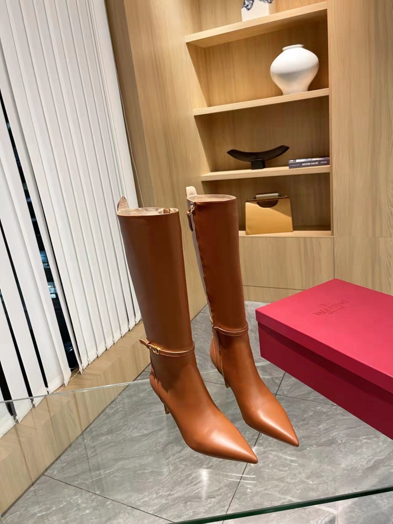 Va1e*ntin0 boots